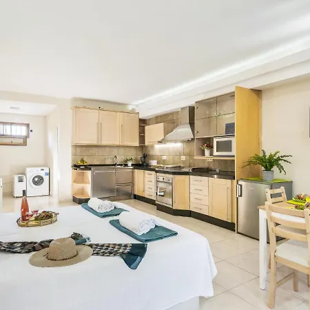 Apartment 324 Shopping Centre Pueblo Canario *