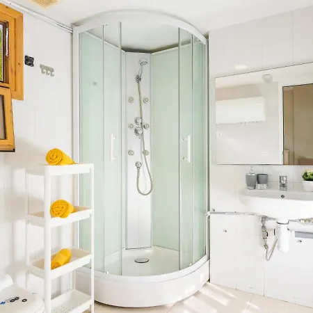 324 Shopping Centre Pueblo Canario Apartment Playa de las Americas (Tenerife)